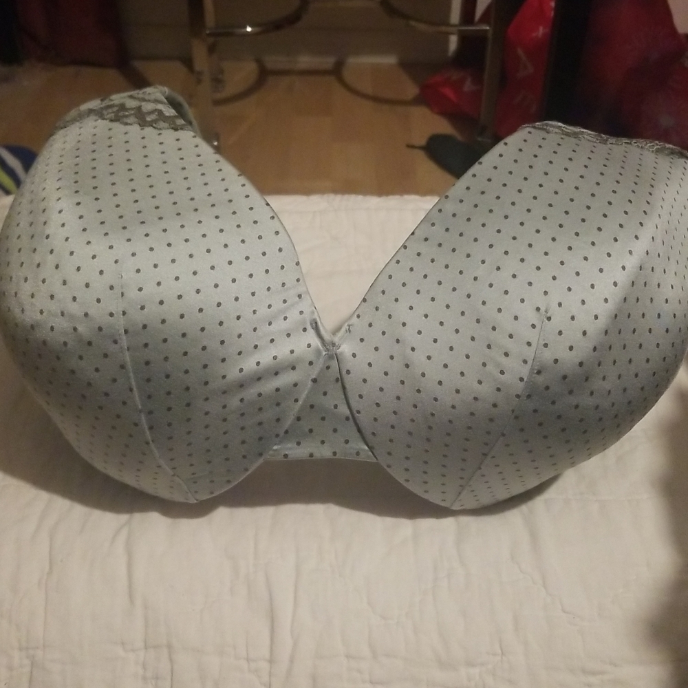 Catherines mint w/grey dots bra 48D